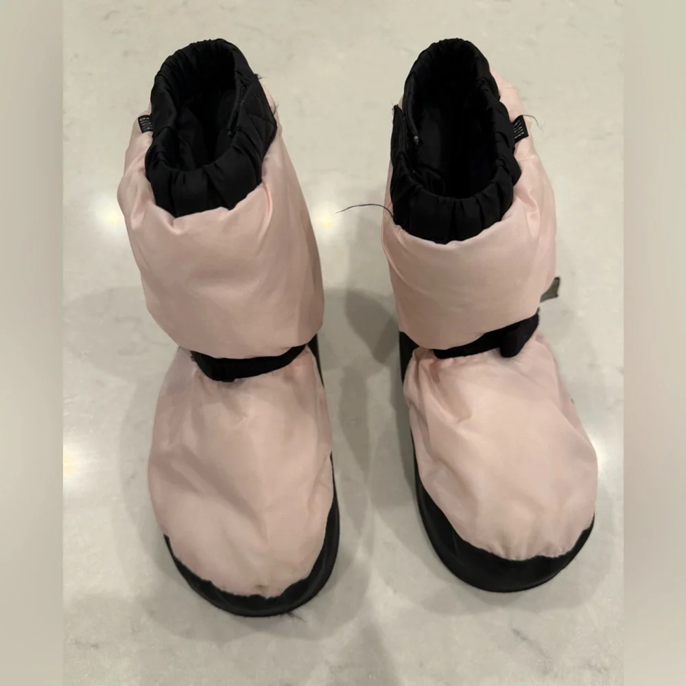 Bloch Child Warm Up Booties (Size Large - 1.0-2.5) Candy Pink - Picture 3 of 7